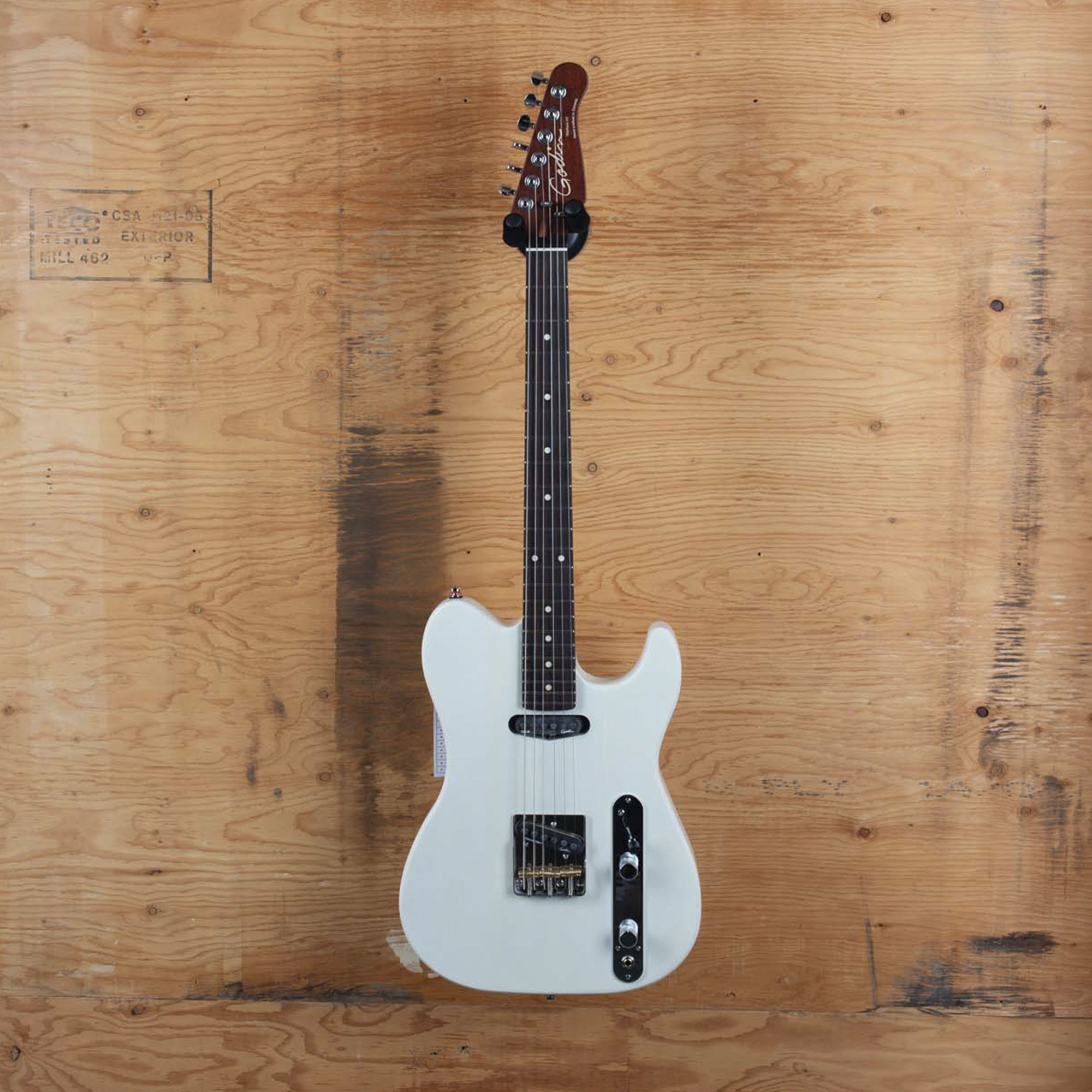 Stadium HT Trans White RN – Stock B